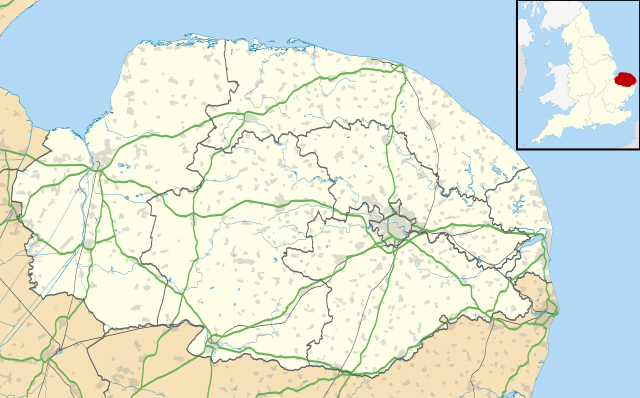 Mapa konturowa Norfolku, blisko centrum na prawo znajduje się punkt z opisem „Norwich”