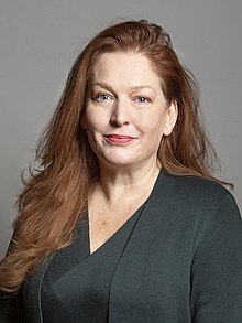 Официален портрет на Jane Stevenson MP crop 2.jpg