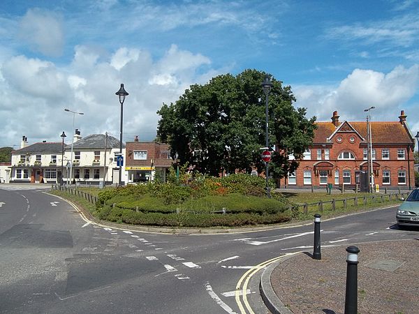 Remnant of the village green in Old Milton