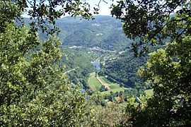 Ein Blick in Richtung Les Ollières-sur-Eyrieux