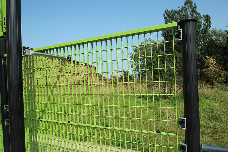 File:Parc des Alisiers ouest à Antony dans les Hauts-de-Seine le 29 août 2017 - 019.jpg