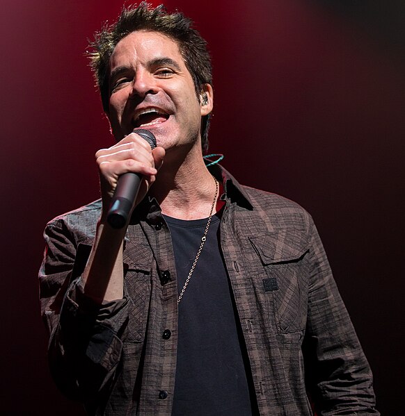 Monahan performing with Train in 2014
