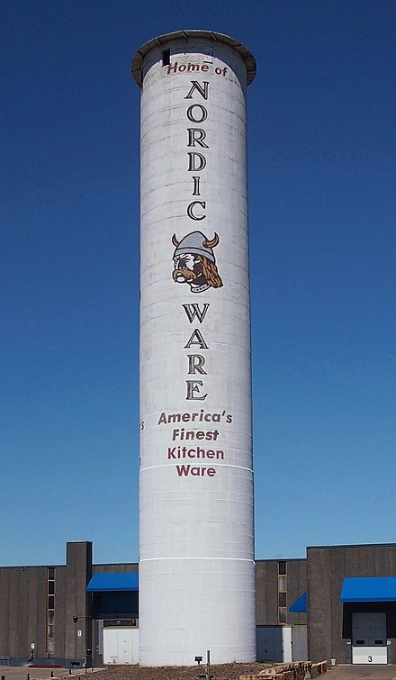 The Peavey–Haglin elevator, built 1899–1900, still stands today. The sign painted on it advertises Nordic Ware, the current owner of the structure.