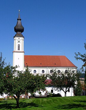 Pfarrkirche Altfraunhofen.JPG