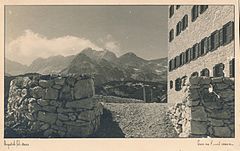 Postcard of Komna (2).jpg