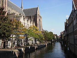 A canal at Dordrecht, which town is the oldest in Holland (North and South together) and has a rich history and culture. Pottenkade.jpg