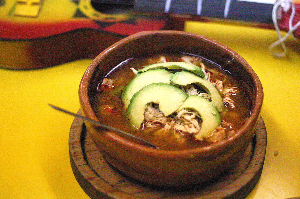 Pozole - Wikipedia, la enciclopedia libre