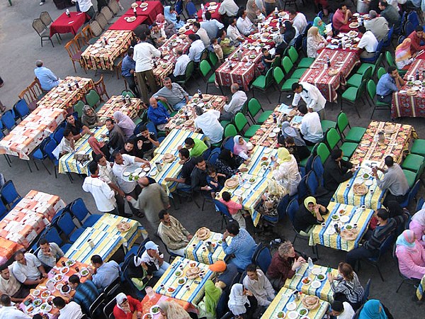 A 2005 iftar in Cairo