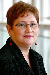 <span class="mw-page-title-main">Renate Weber</span> Romanian politician