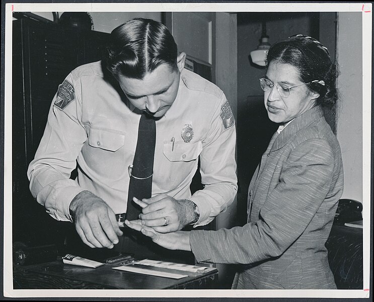 File:Rosa Parks being fingerprinted by Deputy Sheriff D.H. Lackey after being arrested on February 22, 1956, during the Montgomery bus boycott - Original.jpg