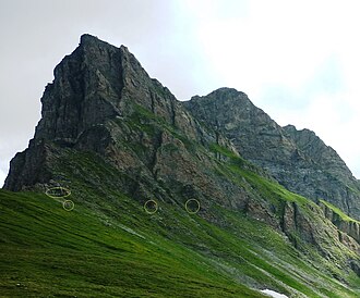 Вершина перевала Сафирберг со скалами Safierberg A 7855