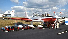 Tucano Mk.51 (ZH209) on display at Farnborough Airshow in September 1990. Shorts Tucano T51, ZH209.jpg