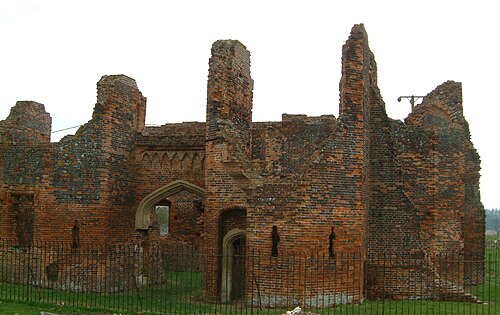 Someries Castle Chapel.jpg