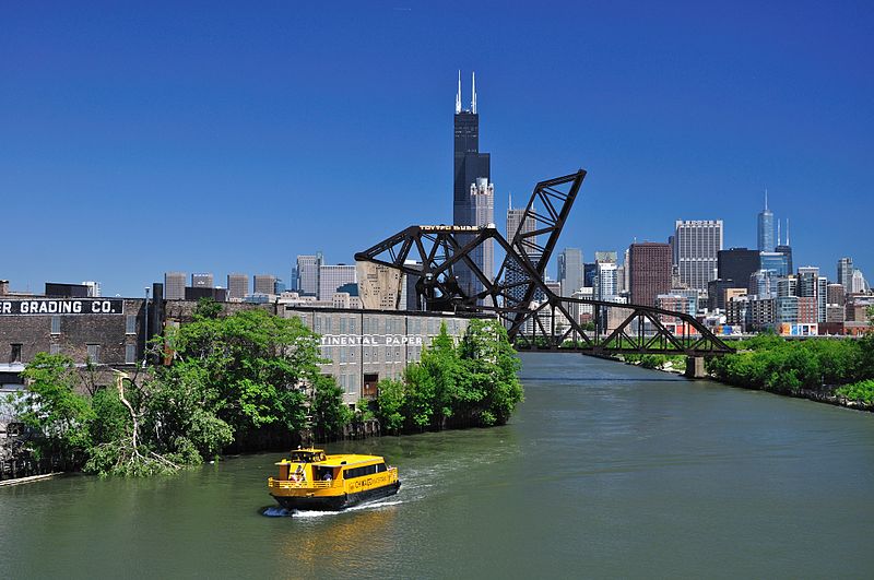 File:St. Charles Air Line Bridge and Chicago skyline with water taxi in foreground.jpg