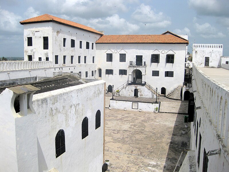 File:St. George Castle, Elmina, Ghana.JPG