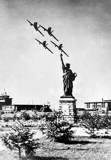 Cérémonie de dédication de la statue le 4 juillet 1956.