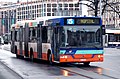 Transports Publics Genevois (TPG) bus 368 van het type Volvo 7000 te Genève.