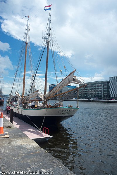 File:Tall Ships Race Dublin 2012 - panoramio (23).jpg