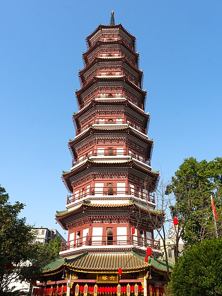 Image: Temple of the Six Banyan Trees pagoda 2