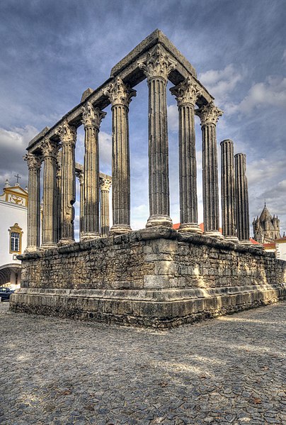 File:Templo romano de Évora (48812699836) (cropped2).jpg