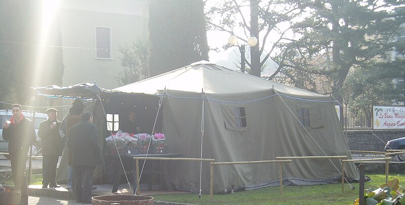 File:Tenda.jpg