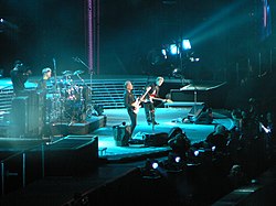 The Police: Historia, Presentación en vivo, Estilo