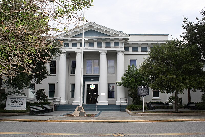 File:Titusville, FL, Courthouse, Brevard County, 08-07-2010 (5).JPG