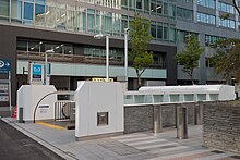 File:Tokyo-Metro-Akasaka-mitsuke-Station-02.jpg