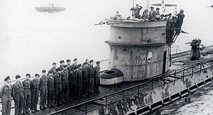 U-38 with crew.jpg