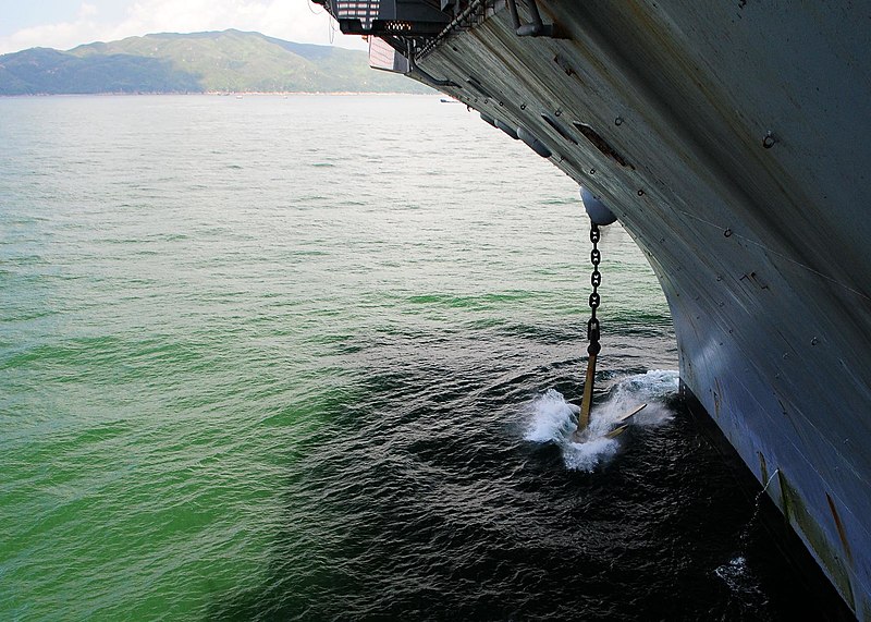 File:US Navy 110812-N-UO379-076 The aircraft carrier USS Ronald Reagan (CVN 76) anchors off the coast of Hong Kong for a port visit.jpg