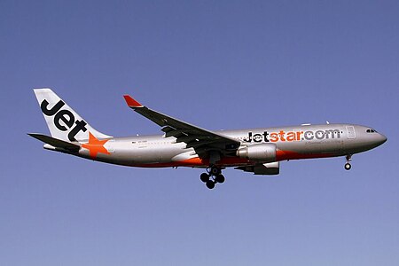 Fail:VH-EBD_Airbus_A330_of_Jetstar_approaching_Sydney_May_2007.jpg