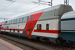 Edm 28511 Tampereella junassa P 265.