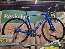 NCR CF APEX model exposed in Decathlon Romania Van Rysel NCR CF APEX Decathlon.jpg