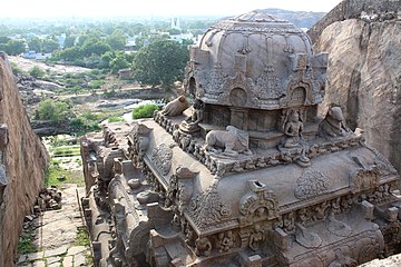 Вид храма с южной стороны