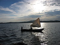 Embarcation sur la lac Victoria.