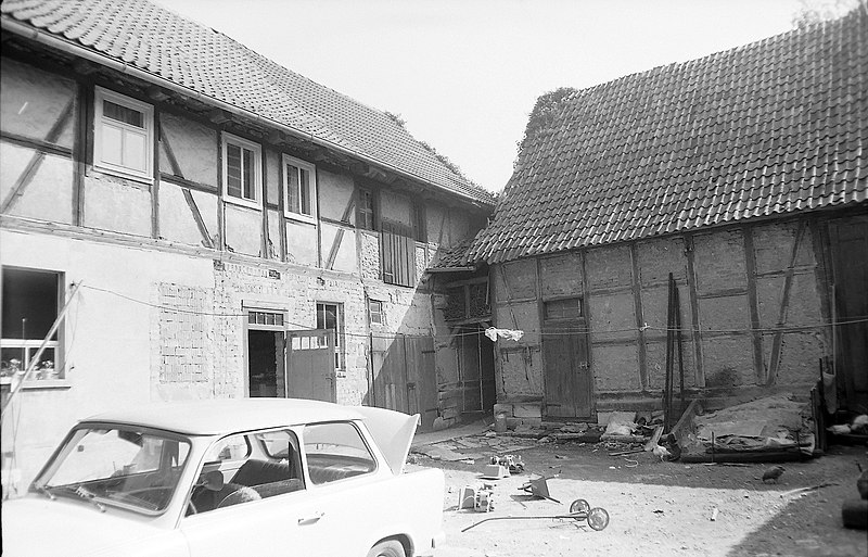 File:Weißenborn-Lüderode 1987-08-22 27.jpg