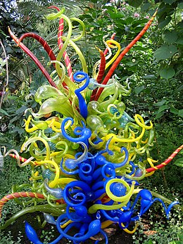 Szkło monumentalne, złożone, Dale Chihuly’ego pt. Sun