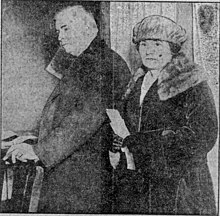 William Cunnea and his wife cast their votes William Cunnea and wife voting in 1923 Chicago mayoral election.jpg