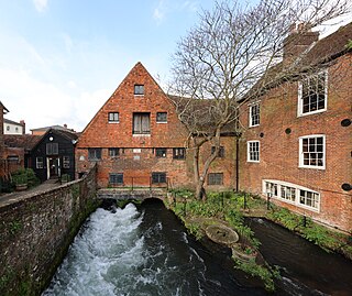 <span class="mw-page-title-main">Winchester City Mill</span> Watermill in Water Lane, Winchester