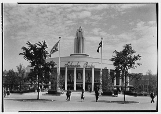 File:World's Fair, Schaefer Center. LOC gsc.5a03140.tif