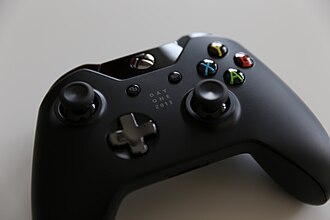 "DAY ONE" controller Xbox One Controller (11044311844).jpg