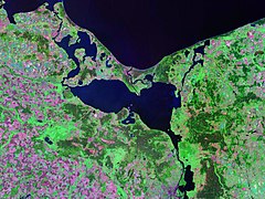 Lagune de Szczecin vu par Landsat c. 2000.