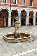 Fountain in the Campo St. Giacometo
