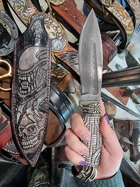 Нож мастера Влад Пашок (снято с разрешения автора)