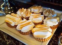 Lemon meringue tarts 00 Lemon Meringue Tarts.jpg