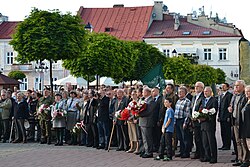 Przedstawiciele samorządu, miasta, ZHP, Solidarności, organizacji społecznych i pozarządowych