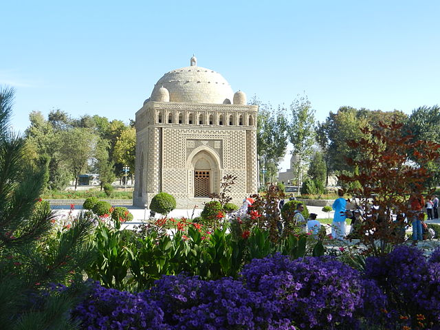 Picture of the Samanid Mausoleum, the burial site of Ismail Samani.