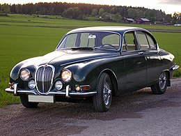 דגם "Jaguar-S-type" של יצרנית מכוניות היוקרה הבריטית יגואר עליו התבסס חיצונית דגם ה"מיטסוקה ריוג'ה"