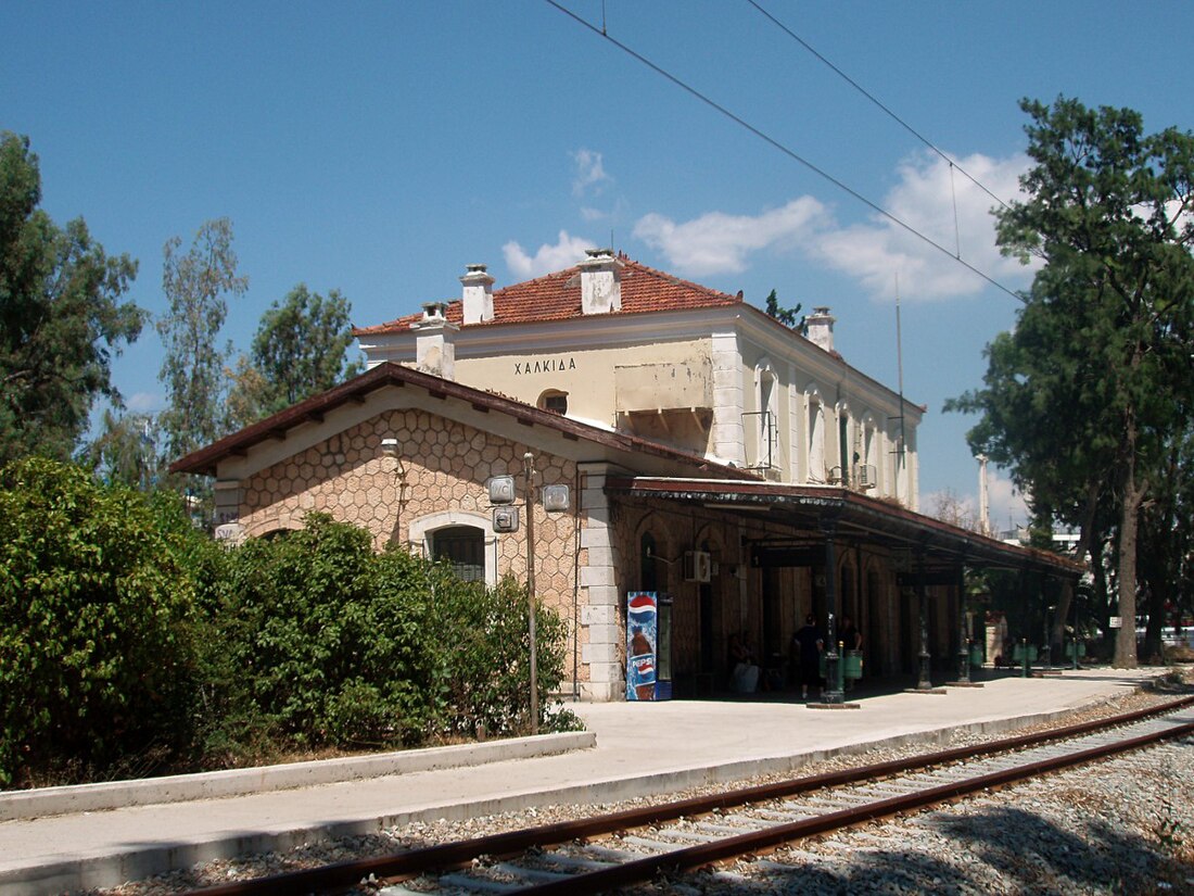 Oinoi–Chalcis railway