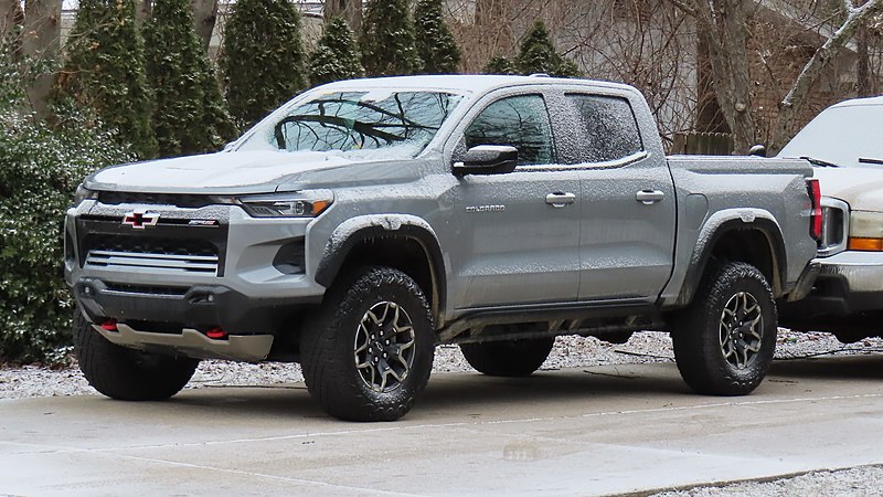 File:2023 Chevrolet Colorado ZR2.jpg